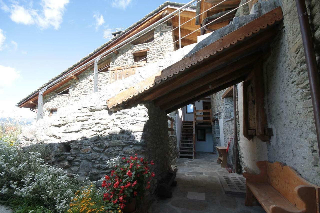 Appartamenti Peroulaz Charvensod Exterior foto